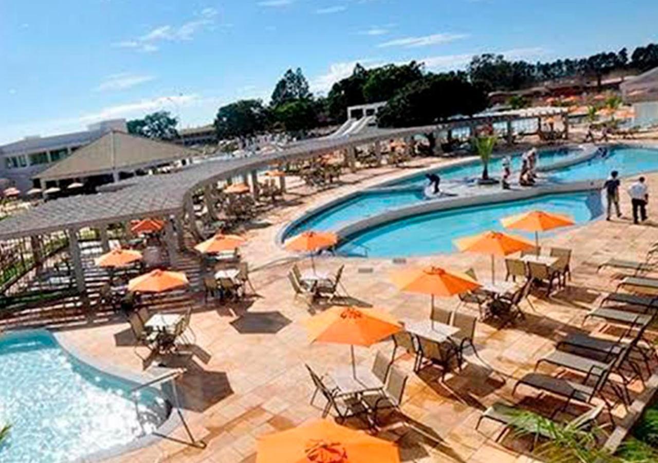 Lacqua Diroma Apartamento Completo Com Fogao, Geladeira, Micro-Ondas, Piscina 24H, Acomoda Ate 5 Pessoas Caldas Novas Ngoại thất bức ảnh
