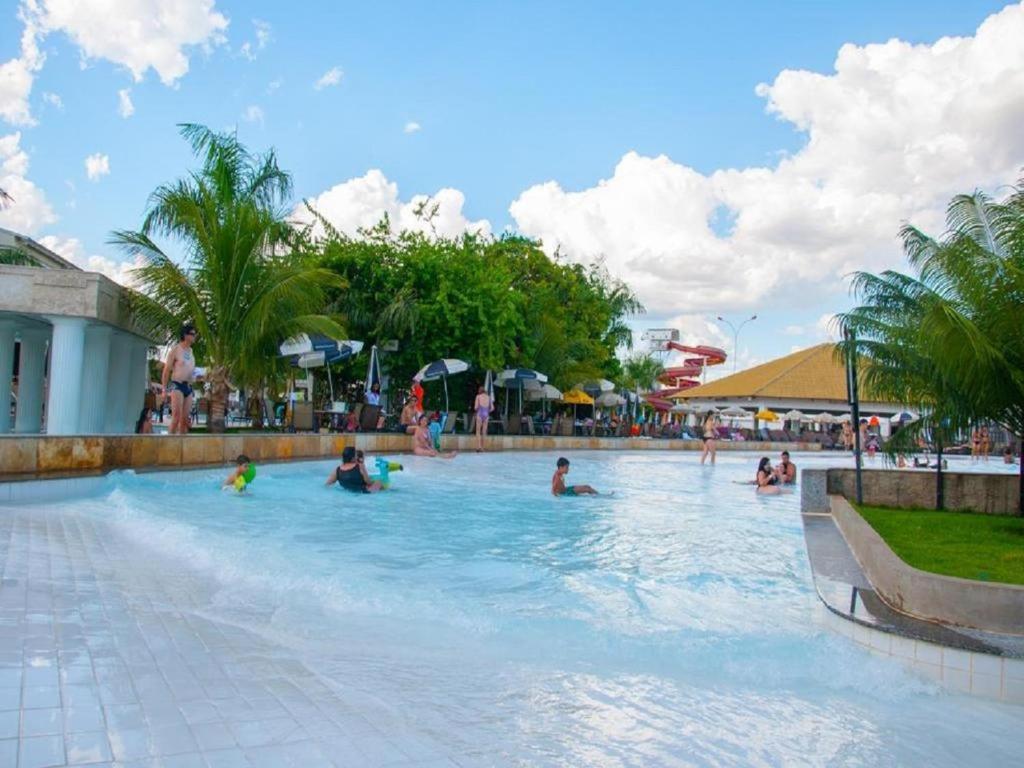 Lacqua Diroma Apartamento Completo Com Fogao, Geladeira, Micro-Ondas, Piscina 24H, Acomoda Ate 5 Pessoas Caldas Novas Ngoại thất bức ảnh