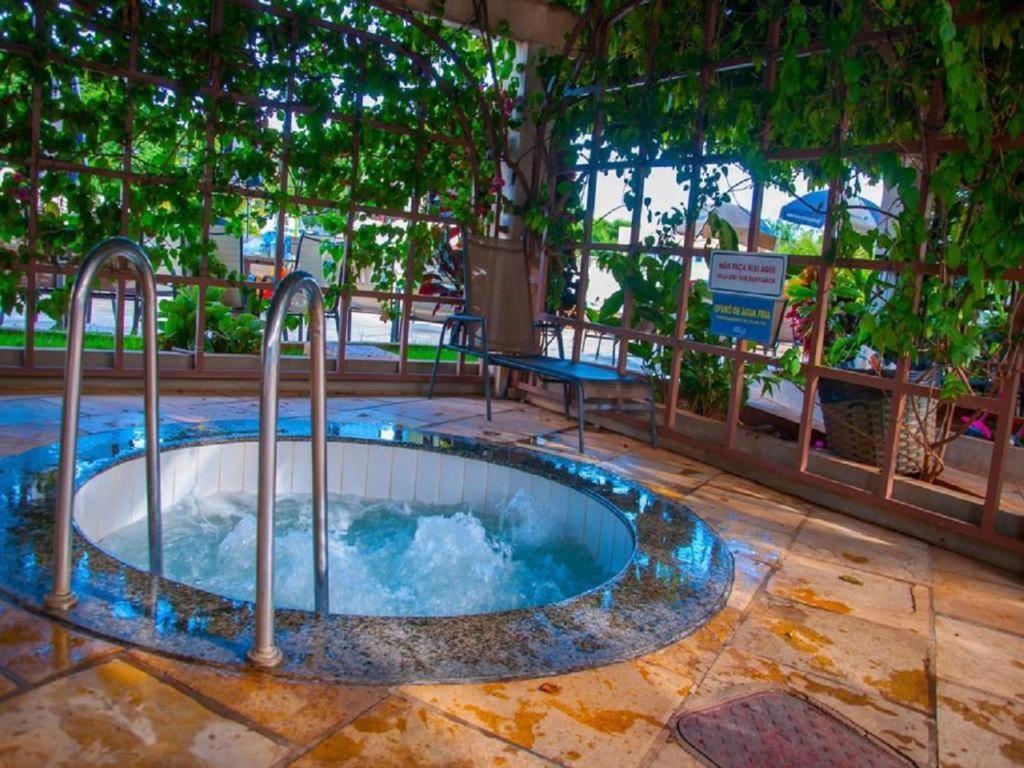 Lacqua Diroma Apartamento Completo Com Fogao, Geladeira, Micro-Ondas, Piscina 24H, Acomoda Ate 5 Pessoas Caldas Novas Ngoại thất bức ảnh