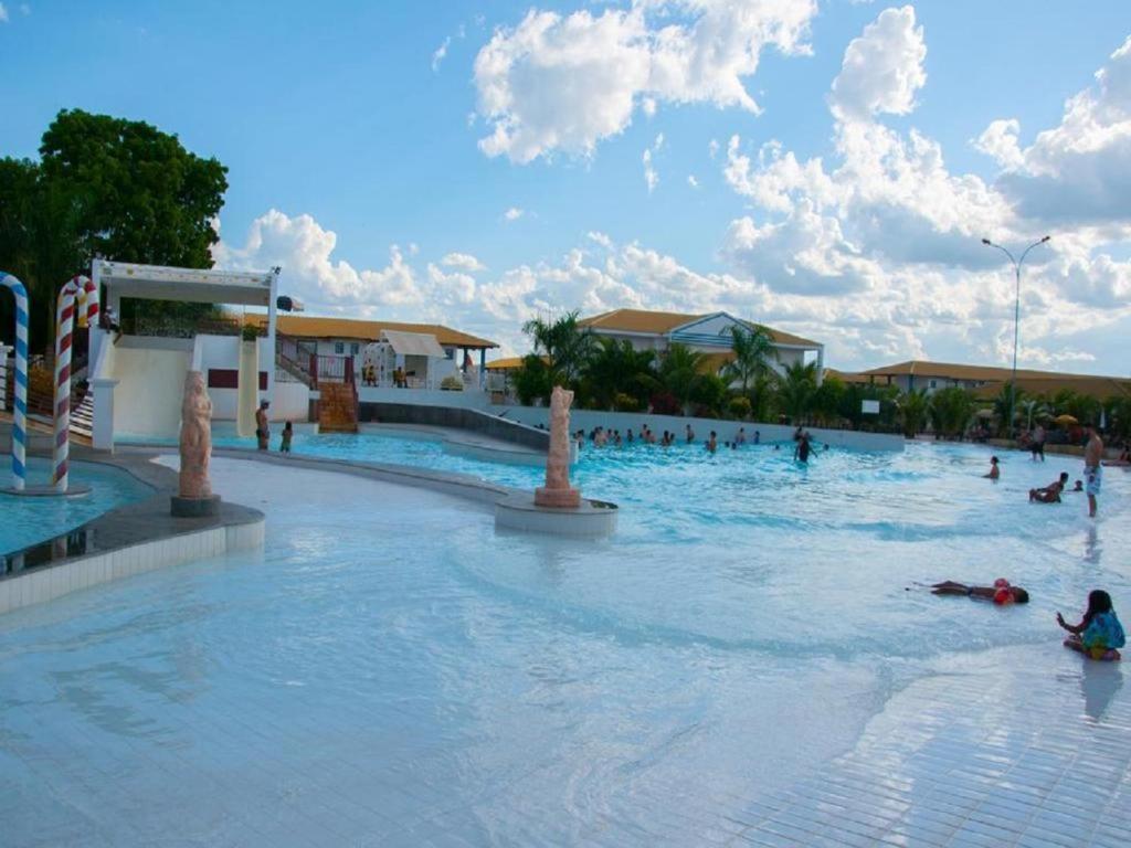Lacqua Diroma Apartamento Completo Com Fogao, Geladeira, Micro-Ondas, Piscina 24H, Acomoda Ate 5 Pessoas Caldas Novas Ngoại thất bức ảnh